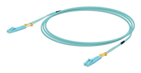 Lightweight fiber patch cable. Cable length 3M